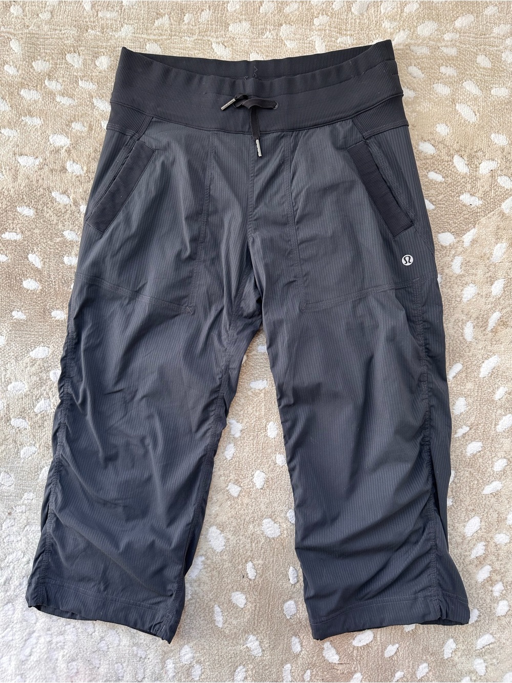 lululemon athletica Dance Studio Cropped Pants Size 4
